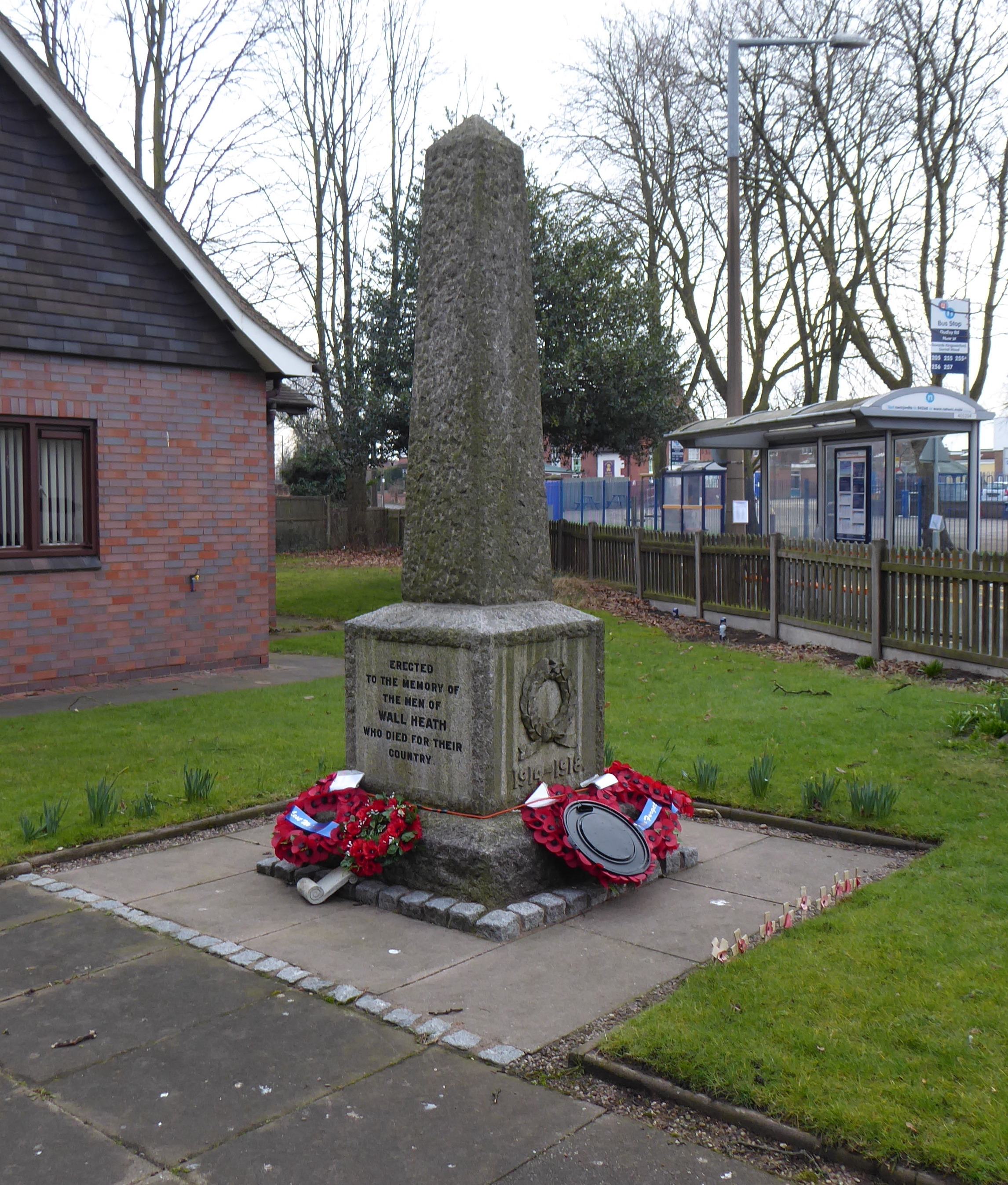 Wall Heath War Memorials Online